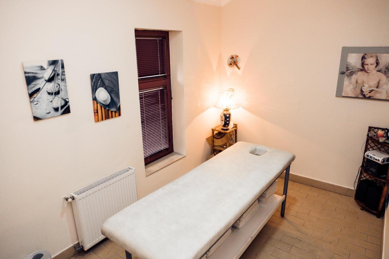Garni Hotel Vila Milord Resort Palics Kültér fotó